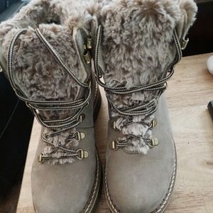 Really cute and funny boots